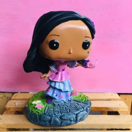 Isabela Madrigal ( Encanto ) - maceta Funko Pop
